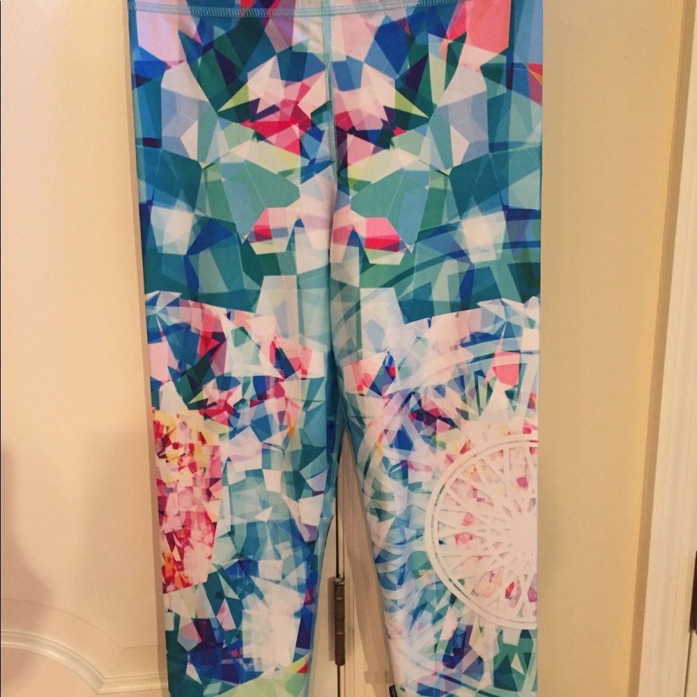 SOULCYCLE colorful bike pants size L